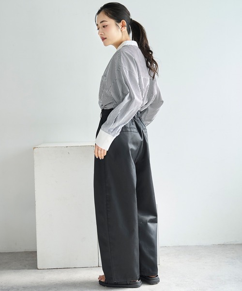 mil（ミル）の「バレルレッグ チノパンツ【586140】（チノパンツ・レディース・ブラック/ベージュ/ライトベージュ/チャコールグレー・S-Short/S-Regular/M-Short/M-Regular/FREE）」の20枚目の写真