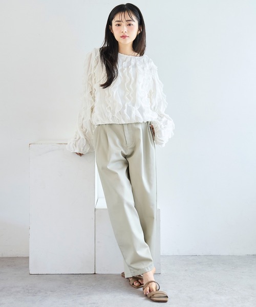 mil（ミル）の「バレルレッグ チノパンツ【586140】（チノパンツ・レディース・ブラック/ベージュ/ライトベージュ/チャコールグレー・S-Short/S-Regular/M-Short/M-Regular/FREE）」の6枚目の写真