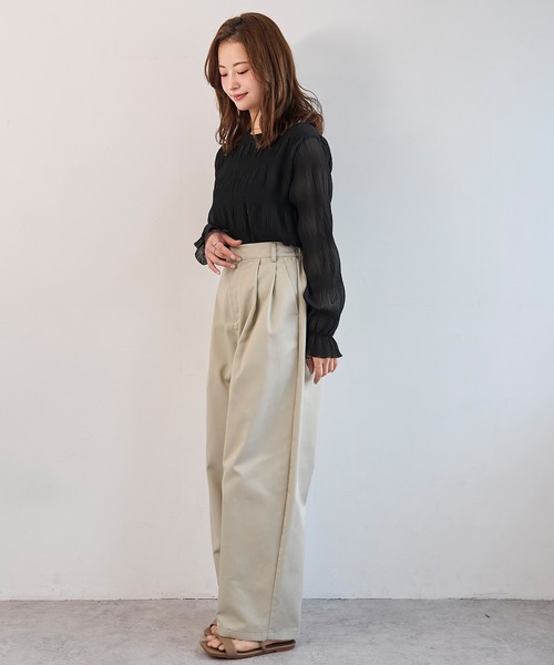 mil（ミル）の「バレルレッグ チノパンツ【586140】（チノパンツ・レディース・ブラック/ベージュ/ライトベージュ/チャコールグレー・S-Short/S-Regular/M-Short/M-Regular/FREE）」の15枚目の写真