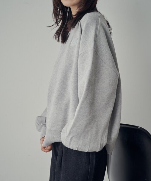 goocy（グーシー）の「刺繍スウェットライクニット（ニット/セーター・レディース・ネイビー/グレー/レッド・FREE）」の5枚目の写真