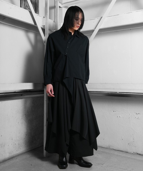 Ruze(ルゼ)の「Irregular cut gather drape pants/イレギュラーカットギャザードレープパンツ(その他パンツ・メンズ・ブラック・FREE)」の13枚目の写真
