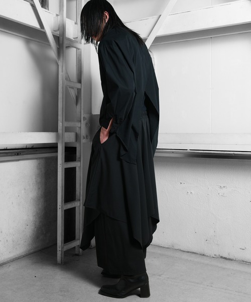 Ruze(ルゼ)の「Irregular cut gather drape pants/イレギュラーカットギャザードレープパンツ(その他パンツ・メンズ・ブラック・FREE)」の14枚目の写真