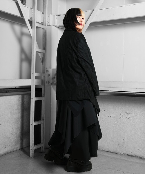 Ruze(ルゼ)の「Irregular cut gather drape pants/イレギュラーカットギャザードレープパンツ(その他パンツ・メンズ・ブラック・FREE)」の8枚目の写真