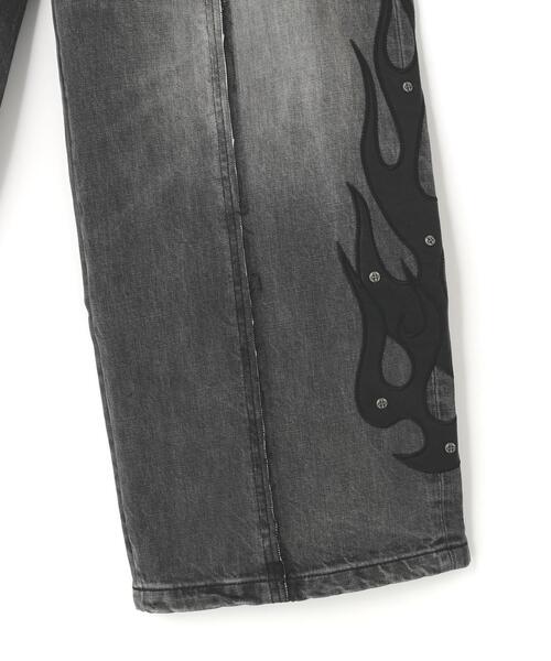SUPPLIER(サプライヤー)の「SUPPLIER/サプライヤー/Fire Tribal Leather Patch Baggy Denim(デニムパンツ・メンズ・ブラック/ブルー・S/M/L)」の7枚目の写真