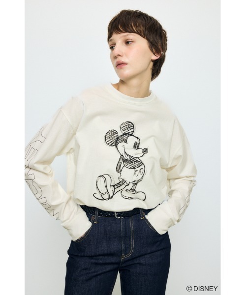 AZUL by moussy(アズールバイマウジー)の「【身長/骨格別着用画像あり】ADスケッチプリントロンT / MICKEY ディズニー ミッキー キャラクター コラボ 春服 夏服 秋服(Tシャツ/カットソー・レディース・オフホワイト/杢グレー/ブラック・SMALL/MEDIUM)」の4枚目の写真