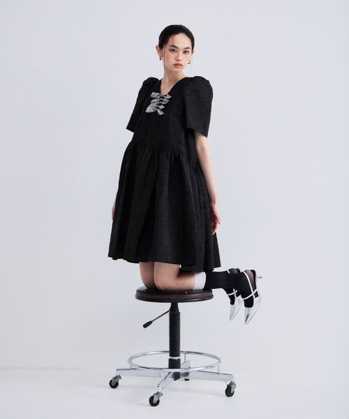 ANDRESD（アンドレスド）の「エッジリボンミニドレス / edge ribbon mini dress（ドレス・レディース・イエロー/オフホワイト/ブラウン/ライトグリーン/ブラック・M/S）」の18枚目の写真