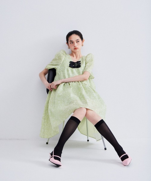 ANDRESD（アンドレスド）の「エッジリボンミニドレス / edge ribbon mini dress（ドレス・レディース・イエロー/オフホワイト/ブラウン/ライトグリーン/ブラック・M/S）」の8枚目の写真
