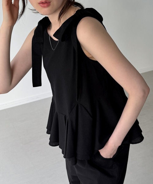 junoah(ジュノア)の「リネン混ペプラムトップススラックスセットアップ(セットアップ・レディース・グレー/アイボリー/ブラック・LARGE/MEDIUM/SMALL)」の10枚目の写真