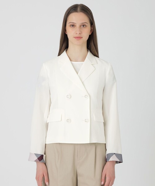 BLUE LABEL CRESTBRIDGE(ブルーレーベルクレストブリッジ)の「【接触冷感】【吸水速乾】【防シワ】ショートジャケット(テーラードジャケット・レディース・ブラック/オフホワイト・36/38)」の4枚目の写真