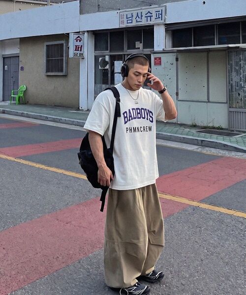 PHERMENON(フェルメノン)の「オーバーサイズバッドボーイ半袖Tシャツ - アイボリー(Tシャツ/カットソー・メンズ・アイボリー・1/2)」の4枚目の写真