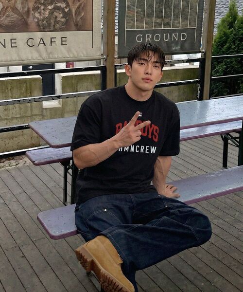 PHERMENON(フェルメノン)の「オーバーサイズバッドボーイ半袖Tシャツ - アイボリー(Tシャツ/カットソー・メンズ・アイボリー・1/2)」の5枚目の写真