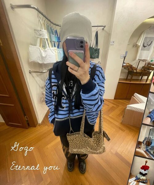 GARMENTS FAB（ガーメンツファブ）の「Big Patch Stripe Hoodie Zip Up (BLUE)（パーカー・レディース・その他・MEDIUM/LARGE）」の6枚目の写真