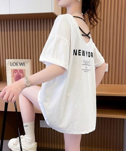 Lips(リップス)の「こなれ感抜群のフォトプリント!ゆるシルエットで着映えする大人カジュアルTシャツ(Tシャツ/カットソー・レディース・ブラック/ベージュ/ホワイト・FREE)」の5枚目の写真