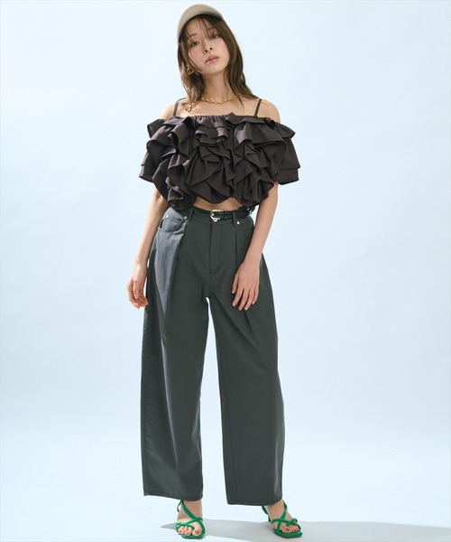 AND COUTURE(アンドクチュール)の「バレルパンツ(その他パンツ・レディース・ベージュ/チャコールグレー・MEDIUM/SMALL)」の2枚目の写真