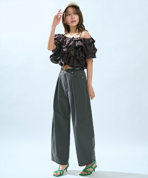 AND COUTURE(アンドクチュール)の「バレルパンツ(その他パンツ・レディース・ベージュ/チャコールグレー・MEDIUM/SMALL)」の3枚目の写真