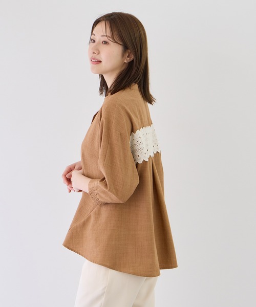Jayro(ジャイロ)の「リネンライクスキッパーバックレースブラウス(シャツ/ブラウス・レディース・グレー/ブラック/ホワイト系その他/キャメル/ネイビー・FREE)」の6枚目の写真
