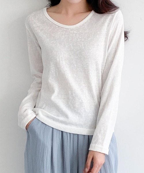 LOWO(ロワ)の「コットン混クルーネック長袖カットソー(Tシャツ/カットソー・レディース・ホワイト/ベージュ/ブルー/グレー・L/M)」の18枚目の写真