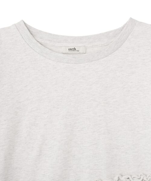 earth music&ecology(アースミュージックアンドエコロジー)の「ミニ裏毛フリルプルオーバー(Tシャツ/カットソー・レディース・杢グレー/ブラック/ホワイト系その他・FREE)」の21枚目の写真
