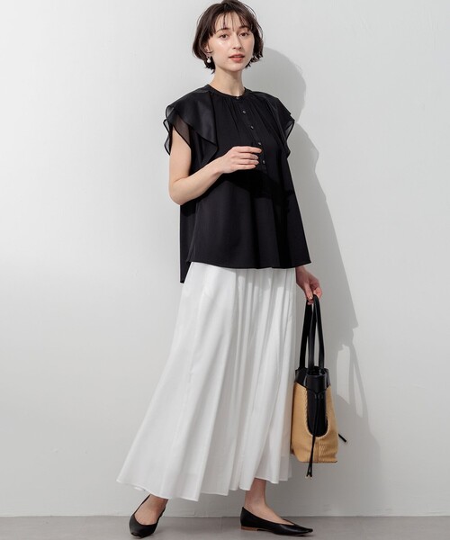 23区 L(ニジュウサンクオオキイサイズ)の「アキハコンビ ラッフルスリーブ カットソー(Tシャツ/カットソー・レディース・オールドローズ系/ブラック系/ベージュ系・44/46)」の10枚目の写真