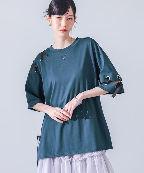 kOhAKU(コハク)の「【接触冷感】配色ハトメリボンカットソー(Tシャツ/カットソー・レディース・ブルー/ブラック・FREE)」の4枚目の写真