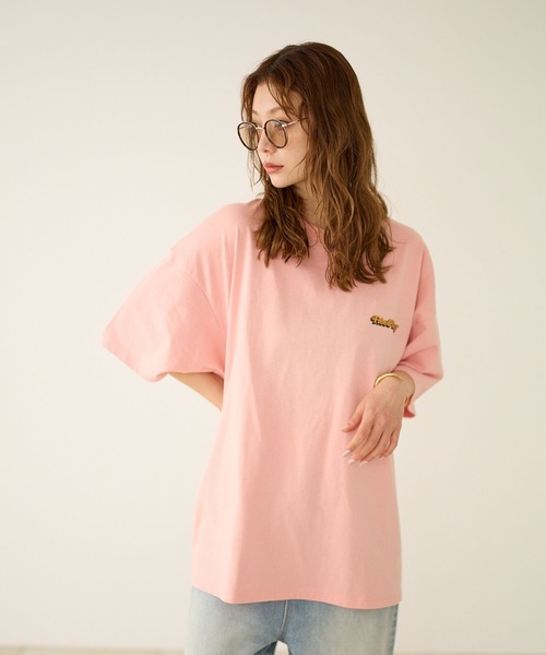 Free&Easy(フリーアンドイージー)の「【Free&Easy(フリーアンドイージー)】別注プリントTシャツ/W(ユニセックス)(Tシャツ/カットソー・レディース・イエロー/ピンク/オフホワイト・LARGE/MEDIUM)」の18枚目の写真