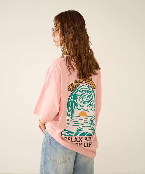 Free&Easy(フリーアンドイージー)の「【Free&Easy(フリーアンドイージー)】別注プリントTシャツ/W(ユニセックス)(Tシャツ/カットソー・レディース・イエロー/ピンク/オフホワイト・LARGE/MEDIUM)」の21枚目の写真