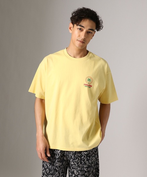 Free&Easy(フリーアンドイージー)の「【Free&Easy(フリーアンドイージー)】別注プリントTシャツ/W(ユニセックス)(Tシャツ/カットソー・レディース・イエロー/ピンク/オフホワイト・LARGE/MEDIUM)」の5枚目の写真