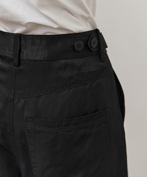 ADAM ET ROPE'(アダムエロペ)の「アジャストヘムクロップドパンツ(その他パンツ・レディース・ベージュ/ブラック・36/38)」の18枚目の写真