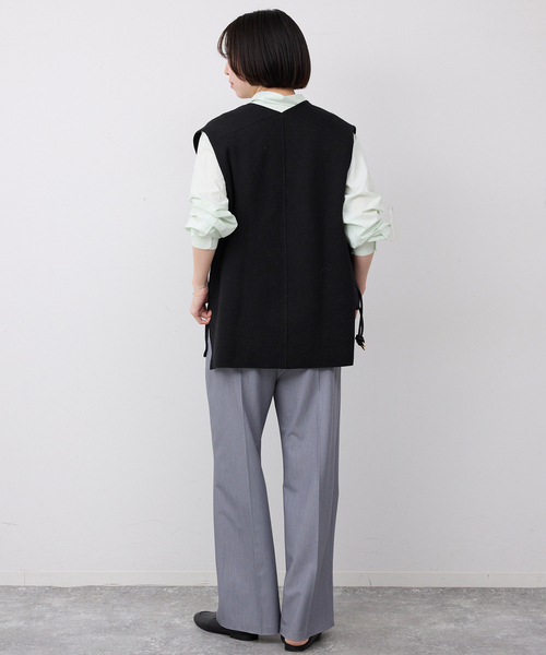 SLOBE IENA(スローブイエナ)の「《WEB限定/追加2》ダブルフェイスコットンニットベスト(ベスト・レディース・チャコールグレー/ブラック・FREE)」の13枚目の写真