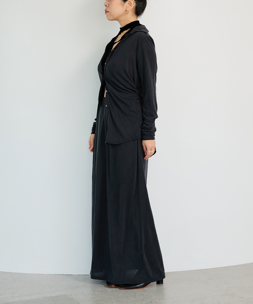 IENA LA BOUCLE(イエナラブークル)の「IENA LA BOUCLE フィブリルカットスカート(スカート・レディース・ウッド/ブラック・36/38)」の16枚目の写真