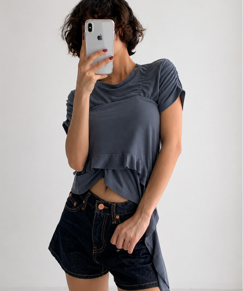 VIVID LADY(ビビッドレディー)の「アシンメトリーフリルTシャツxタンクトップ アンサンブルセット(アンサンブル・レディース・ホワイト/チャコールグレー/カーキ/ブラック・FREE)」の12枚目の写真
