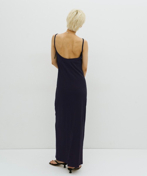 HANNE(アン)の「カップインバックオープンキャミワンピース(ワンピース・レディース・ブラック/ネイビー・S/M)」の5枚目の写真