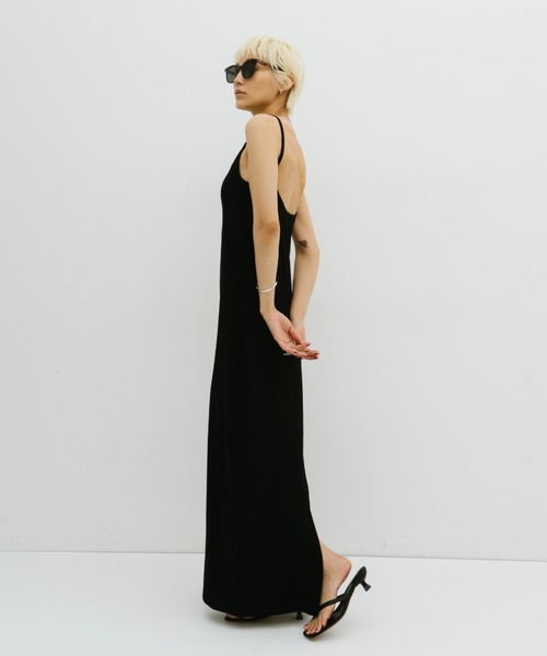 HANNE(アン)の「カップインバックオープンキャミワンピース(ワンピース・レディース・ブラック/ネイビー・S/M)」の9枚目の写真