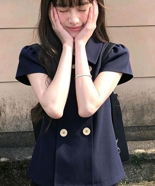 AsheKsha(アシクシャ)の「ネイビー ダブルブレストのドールカラーショート半袖トップス(シャツ/ブラウス・レディース・ネイビー・M)」の22枚目の写真
