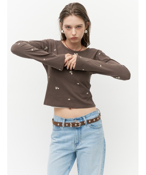 Lutim by u(ルチバイユー)の「ミュートフラワー刺繍バックリボントップス(Tシャツ/カットソー・レディース・ベージュ/ブラック/ブラウン・FREE)」の13枚目の写真
