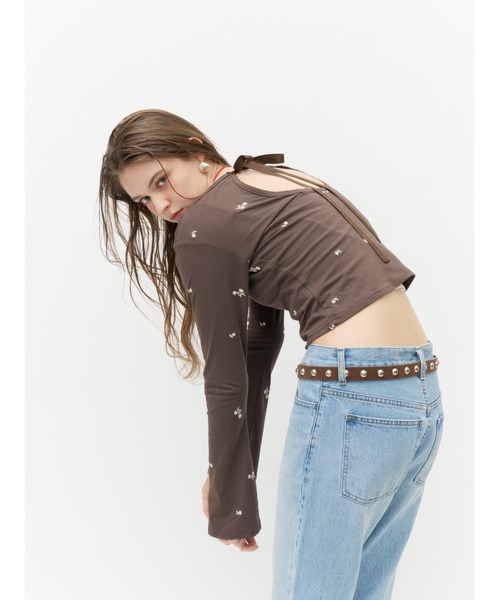 Lutim by u(ルチバイユー)の「ミュートフラワー刺繍バックリボントップス(Tシャツ/カットソー・レディース・ベージュ/ブラック/ブラウン・FREE)」の20枚目の写真
