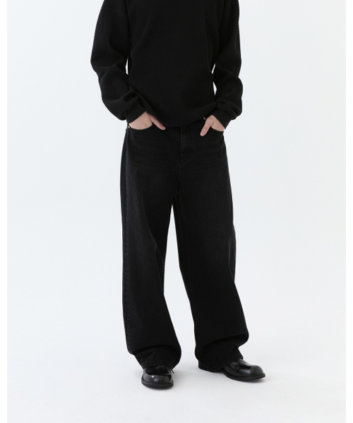 THEENDQUESTION(ジエンドクエスチョン)の「Black washed jeans / BLACK(デニムパンツ・レディース・その他・1/2/3)」の8枚目の写真