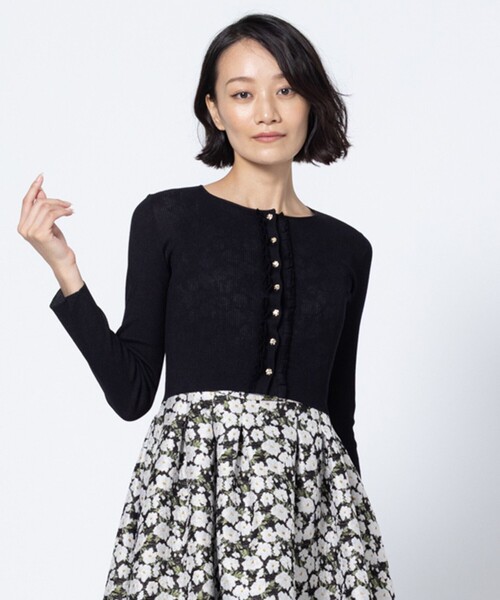 TOCCA(トッカ)の「TUCK FRILL KNIT カーディガン(カーディガン/ボレロ・レディース・ブラック系・SMALL/MEDIUM)」の1枚目の写真