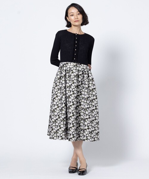 TOCCA(トッカ)の「TUCK FRILL KNIT カーディガン(カーディガン/ボレロ・レディース・ブラック系・SMALL/MEDIUM)」の5枚目の写真