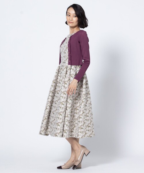 TOCCA(トッカ)の「TUCK FRILL KNIT カーディガン(カーディガン/ボレロ・レディース・ブラック系・SMALL/MEDIUM)」の9枚目の写真