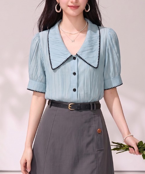 LUCPY（ラクピー）の「ビッグカラーパフスリーブブラウス（シャツ/ブラウス・レディース・ホワイト/ブルー・X-LARGE/LARGE/MEDIUM/SMALL）」の2枚目の写真