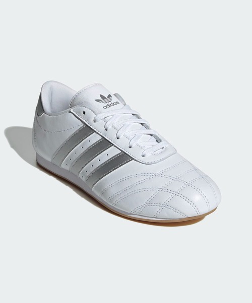adidas（アディダス）の「テコンドー シューレース / Taekwondo Lace / アディダスオリジナルス adidas Originals（スニーカー・レディース・ホワイト×シルバー・22.0cm/22.5cm/23.0cm/23.5cm/24.0cm/24.5cm/25.0cm/25.5cm/26.0cm/26.5cm/27.0cm/27.5cm/28.0cm/28.5cm/29.0cm）」の4枚目の写真