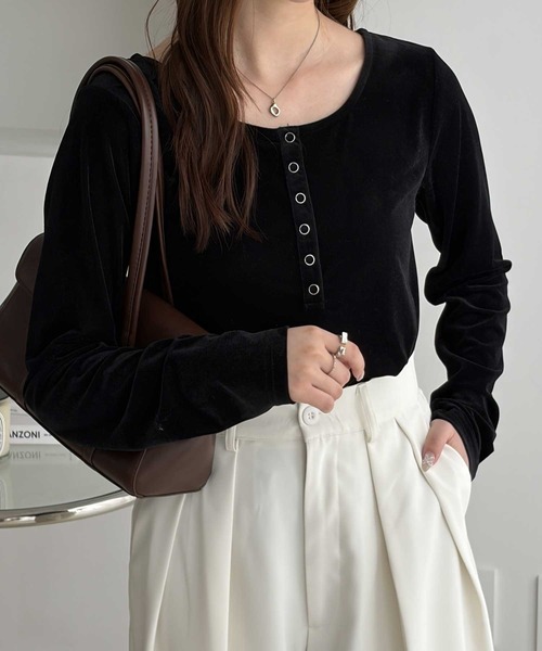 GeeRA（ジーラ）の「前後2WAYヘンリーネックシアーベロアロングTシャツ（Tシャツ/カットソー・レディース・アイボリー/チャコールグレー/ブラウン/ブラック・X-LARGE/LARGE/MEDIUM）」の12枚目の写真