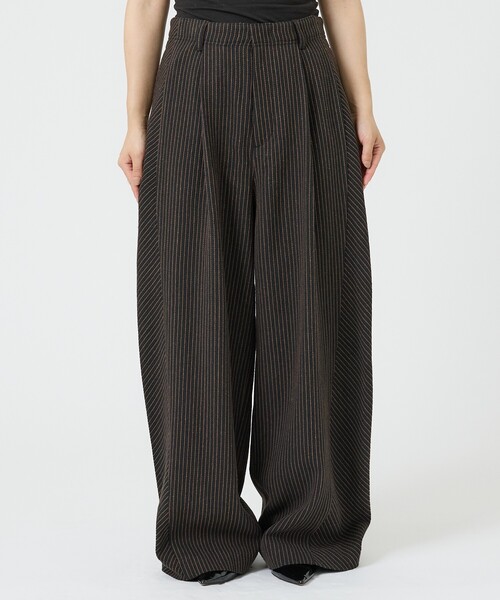 NOMINE(ノミネ)の「【セットアップ対応】カルゼ/ストライプ タックワイドパンツ(その他パンツ・レディース・ブラック/グレー/ブラウン・S/M)」の19枚目の写真