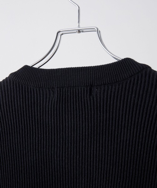CLEL(クレイル)の「【CLEL】Basic Rib Knit Crew-Neck Cardigan / ベーシック 畦編みクルーネックカーディガン(カーディガン/ボレロ・メンズ・ブラック/杢グレー/ネイビー/レッド・XS/M/S/L)」の9枚目の写真