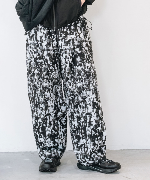 yoshiokubo（ヨシオクボ）の「yoshiokubo ヨシオクボ / RUNNER JACQUARD WIDE PT ランナージャガードワイドパンツ / YKF26402（その他パンツ・メンズ・マルチ/ブラック・3/2）」の2枚目の写真