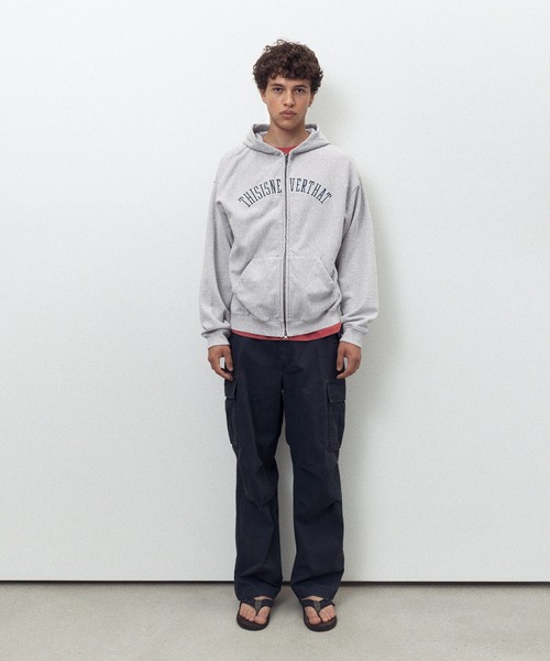 thisisneverthat(ディスイズネバーザット)の「Applique Zip Up Hoodie(パーカー・メンズ・ヘザーグレー/ブルー/ダークブラック・L/XL/M/S)」の10枚目の写真
