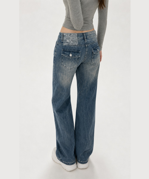 VIVID LADY（ビビッドレディー）の「シワ加工ウォッシュ ワイドストレートデニムパンツ（デニムパンツ・レディース・ブルー・LARGE/MEDIUM/SMALL）」の8枚目の写真