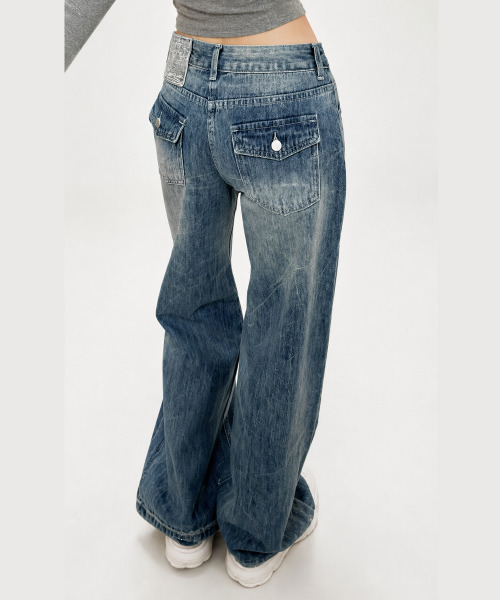 VIVID LADY（ビビッドレディー）の「シワ加工ウォッシュ ワイドストレートデニムパンツ（デニムパンツ・レディース・ブルー・LARGE/MEDIUM/SMALL）」の2枚目の写真