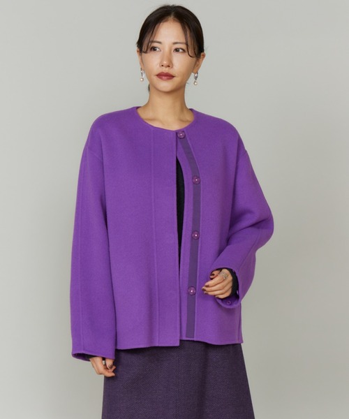 LE SOUK(ルスーク)の「ファー付きクルーネックリバーコート(ノーカラーコート・レディース・ネイビー/パープル・9号)」の14枚目の写真
